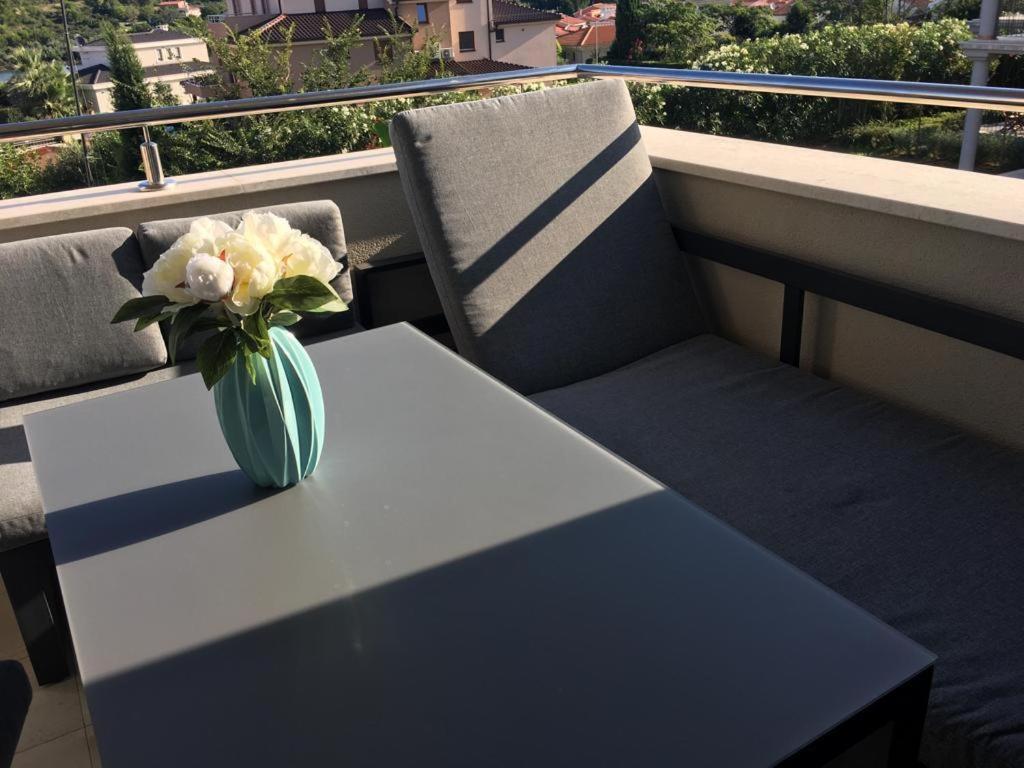 Jabuka Apartment บานโจเล ภายนอก รูปภาพ